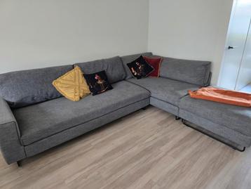 Grijze stoffen hoekbank (Goossens) beschikbaar voor biedingen