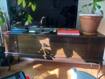 Vintage dressoir Philips stereokast
