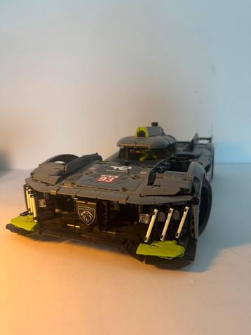 Lego technic Peugeot 9X8 Le mans serie beschikbaar voor biedingen