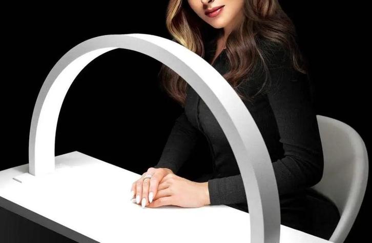 Half Moon Light Wit, Huis en Inrichting, Lampen | Overige, Zo goed als nieuw, Ophalen of Verzenden