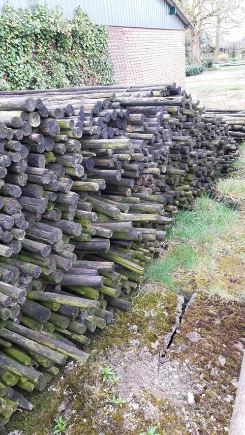 Gecreosoteerde fruitboompalen 250 lang, Tuin en Terras, Palen, Balken en Planken, Gebruikt, Palen, 250 cm of meer, Ophalen
