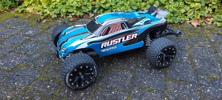 Traxxas Rustler VXL 2WD, Hobby en Vrije tijd, Modelbouw | Radiografisch | Auto's, Gebruikt, Auto offroad, Elektro, Schaal 1:10
