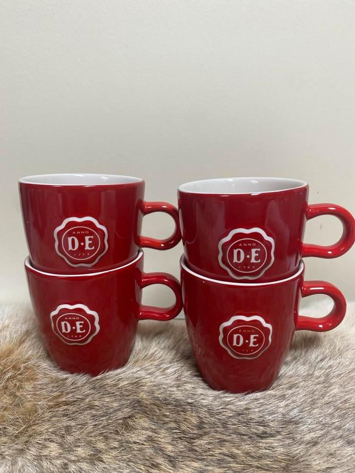 4 Douwe Egberts kopjes - Royal Raja, Huis en Inrichting, Keuken | Servies, Gebruikt, Kop(pen) en/of Schotel(s), Overige stijlen