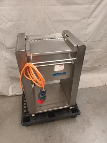 Weber ontzwoerdmachine onthuidmachine slagerij  beschikbaar voor biedingen