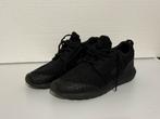 Nike Roshe Run Flyknit Zwart - Maat 40,5, Kleding | Dames, Schoenen, Ophalen of Verzenden, Gedragen, Zwart, Sneakers of Gympen