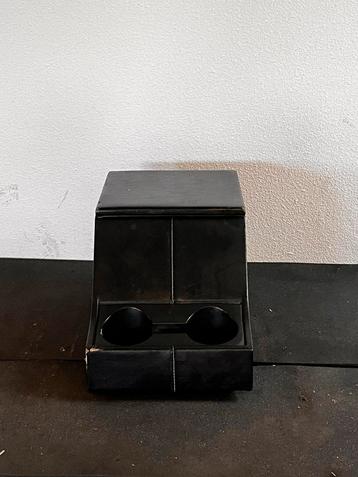 Land Rover Defender Middenconsole beschikbaar voor biedingen