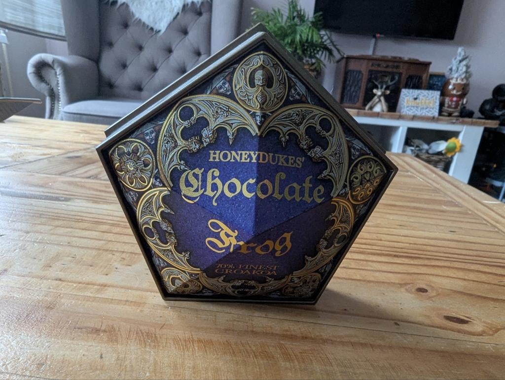Harry Potter Chocolate Frog Replica, Ophalen of Verzenden, Zo goed als nieuw, Replica