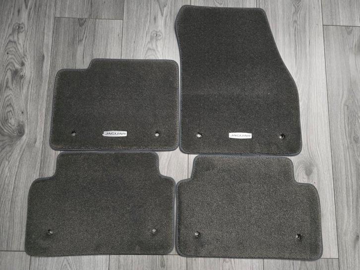 Nieuw originele automatten Jaguar Epace 17 tot 21 J9C6803LAA, Auto-onderdelen, Interieur en Bekleding, Jaguar, Nieuw, Ophalen of Verzenden