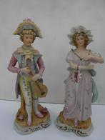 TWEE BISCUIT PORSELEINEN BEELDJES, Verzamelen, Beelden en Beeldjes, Verzenden, Zo goed als nieuw, Mens
