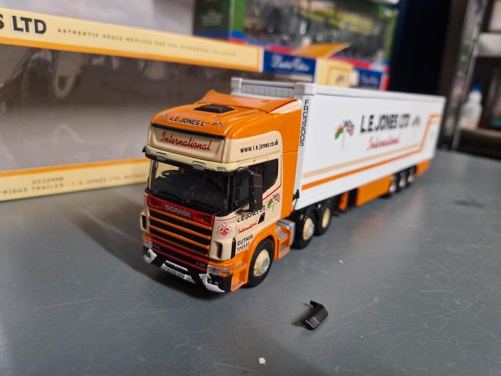 Scania topline met koeltrailer, Hobby en Vrije tijd, Modelauto's | 1:50, Zo goed als nieuw, Bus of Vrachtwagen, Corgi, Ophalen of Verzenden