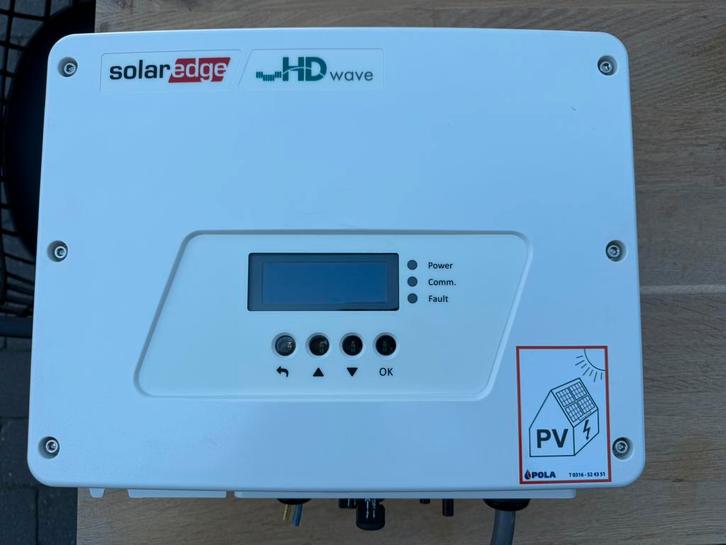 SolarEdge SE6000H (met LCD) omvormer + 24st optimizers, Doe-het-zelf en Verbouw, Overige Doe-het-zelf en Verbouw, Zo goed als nieuw