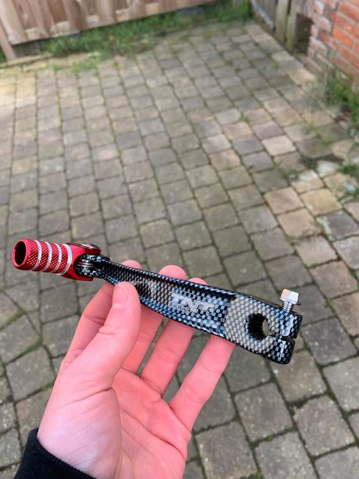 Schakelpedaal TNT Carbon Rood, Fietsen en Brommers, Brommeronderdelen | Algemeen, Zo goed als nieuw, Overige typen, Ophalen of Verzenden