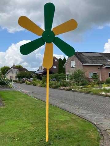 Molentjes dorpsfeest versiering beschikbaar voor biedingen