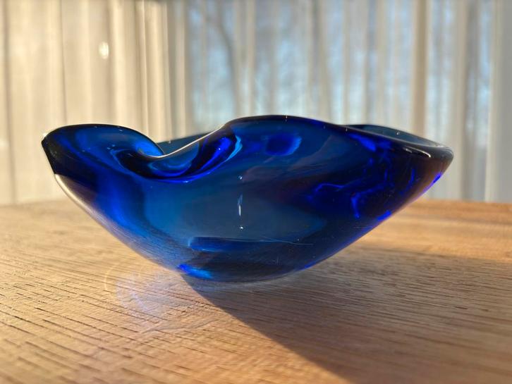 Murano blauwe schaal, Antiek en Kunst, Antiek | Schalen, Ophalen of Verzenden