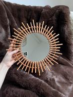 Ronde bamboe rattan spiegel., Huis en Inrichting, Woonaccessoires | Spiegels, Minder dan 50 cm, Verzenden, Rond, Zo goed als nieuw