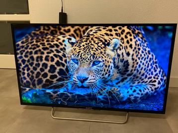 Sony Bravia smart tv 40inch beschikbaar voor biedingen