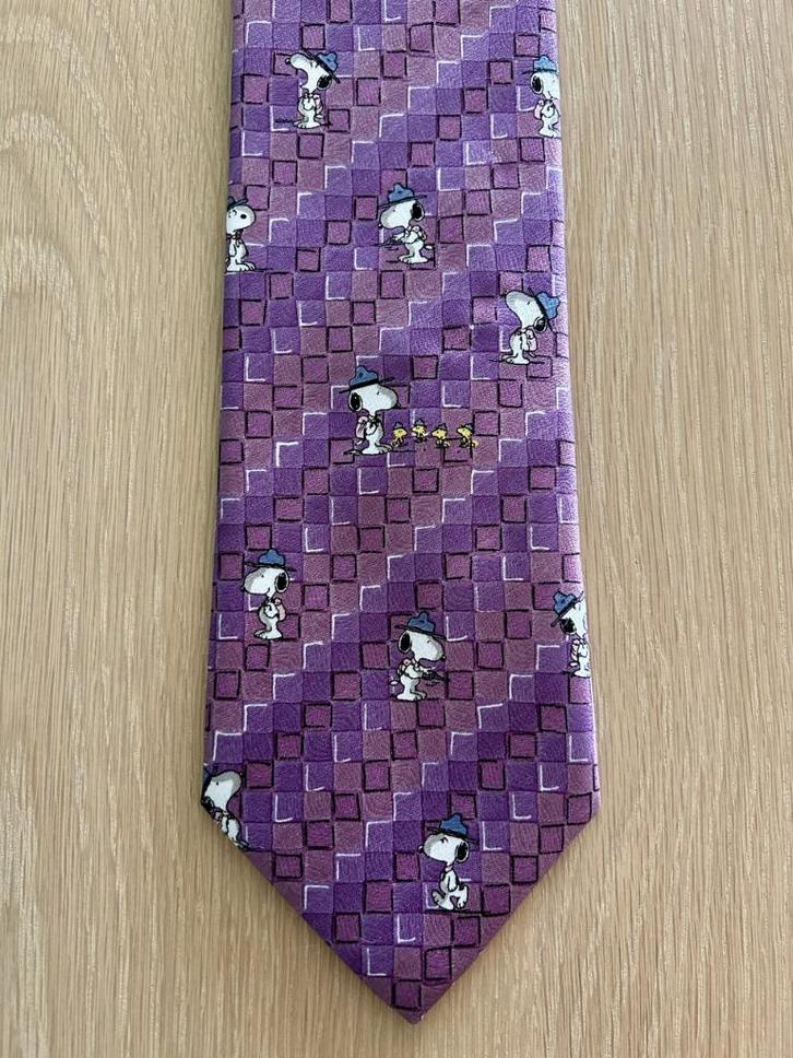 Vintage heren stropdas van cartoon Snoopy van Peanuts, Kleding | Heren, Stropdassen, Zo goed als nieuw, Met patroon, Paars, Ophalen of Verzenden