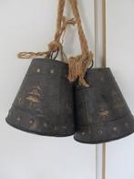 2  GROTE / brons kleurige / KLOKKEN met KLEPEL, Ophalen of Verzenden, Zo goed als nieuw