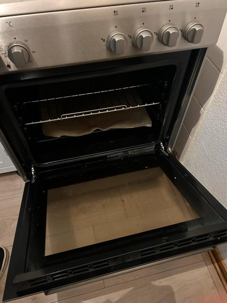 Gasfornuis met Oven - Atag, Witgoed en Apparatuur, Fornuizen, Gebruikt, Vrijstaand, Gas, 4 kookzones, 85 tot 90 cm, 45 tot 60 cm