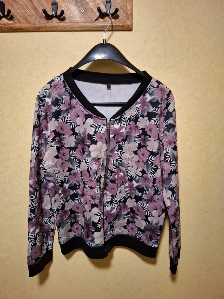 Bloemenprint Jasje - Maat L, Kleding | Dames, Jasjes, Kostuums en Pakken, Zo goed als nieuw, Jasje, Maat 42/44 (L), Overige kleuren