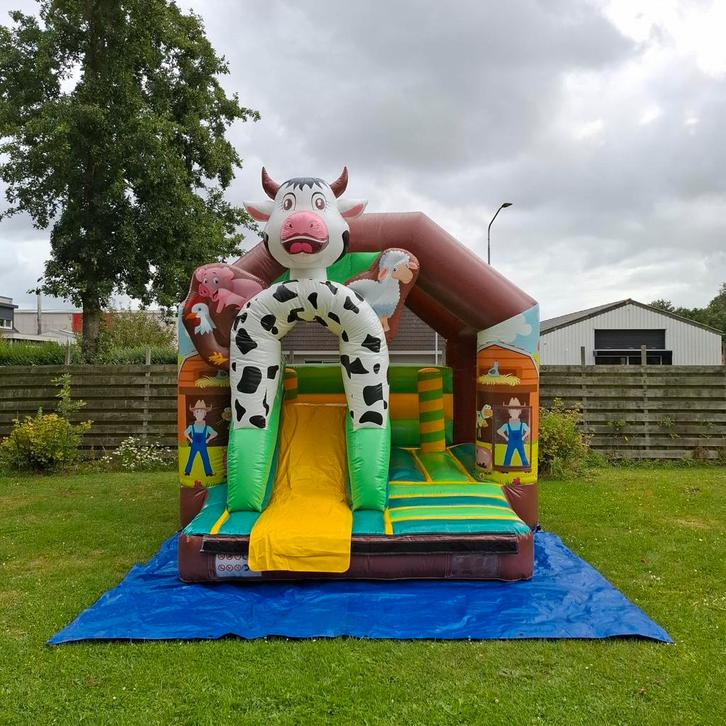 Springkussen Boerderij Thema - Te Huur!, Hobby en Vrije tijd, Feestartikelen | Verhuur, Zo goed als nieuw, Verjaardag, Ophalen