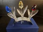 Swarovski jaarstukken 3 tulpen in standaardje., Verzamelen, Ophalen of Verzenden, Zo goed als nieuw, Figuurtje