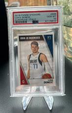 2018 Luka Doncic Rookie #428 European-Italy PSA 10, Ophalen of Verzenden, Nieuw, Plaatje