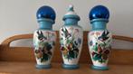 Antieke Vazen Set met Vlinder en Vogel Motieven, Antiek en Kunst, Ophalen