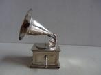 Miniatuur zilver Ej48 oude grammofoon zilveren miniaturen, Verzenden, Zilver