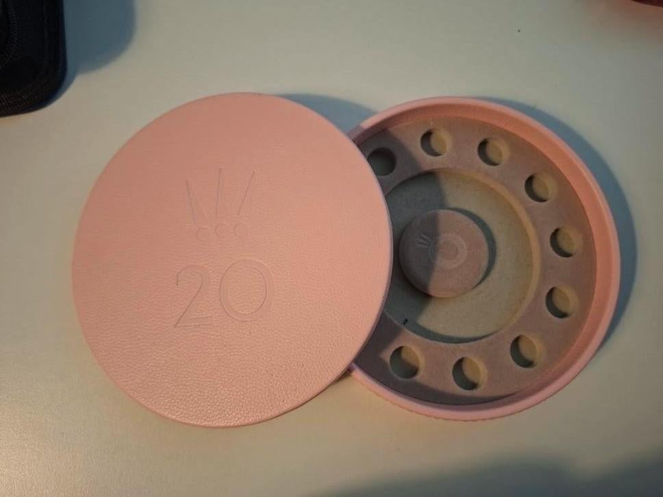 Pandora 20th anniversary Box, Kunststof of Plastic, Ophalen of Verzenden, Zo goed als nieuw, Roze