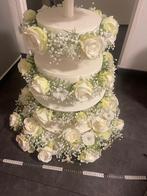 Etagere voor bruidstaart incl neppe rozen, Huis en Inrichting, Woonaccessoires | Etagères, Ophalen, Zo goed als nieuw