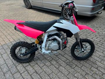 Ycf-150 pitbike nieuw beschikbaar voor biedingen