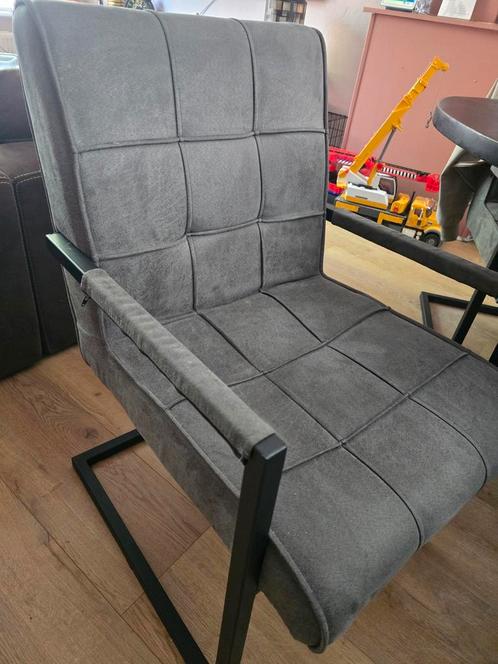 Meubelset visgraat Mango 3.5 jaar oud, Huis en Inrichting, Kasten | Overige, Gebruikt, Ophalen