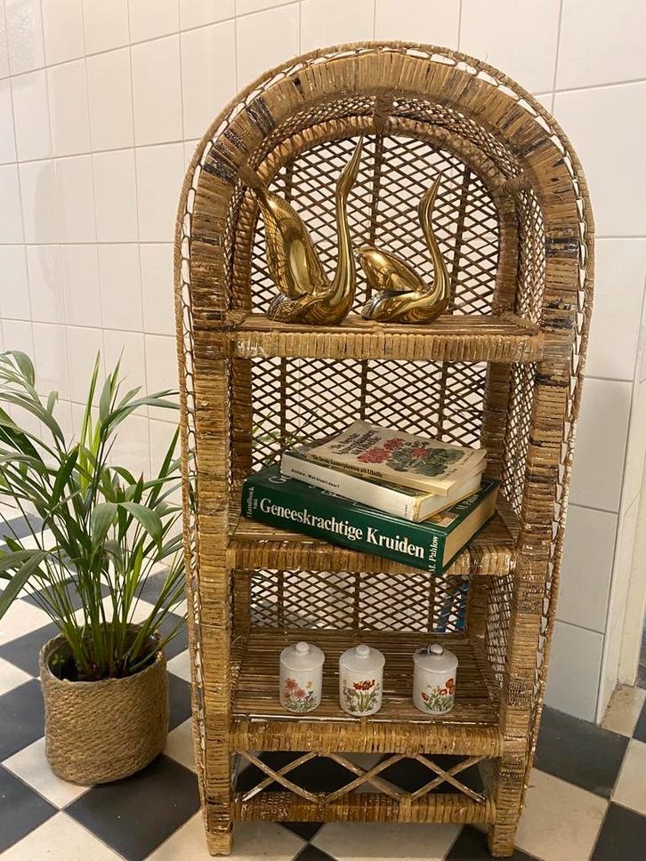 Prachtig vintage rieten/ rotan kastje, Huis en Inrichting, Kasten | Boekenkasten, Zo goed als nieuw, Minder dan 50 cm, Minder dan 100 cm