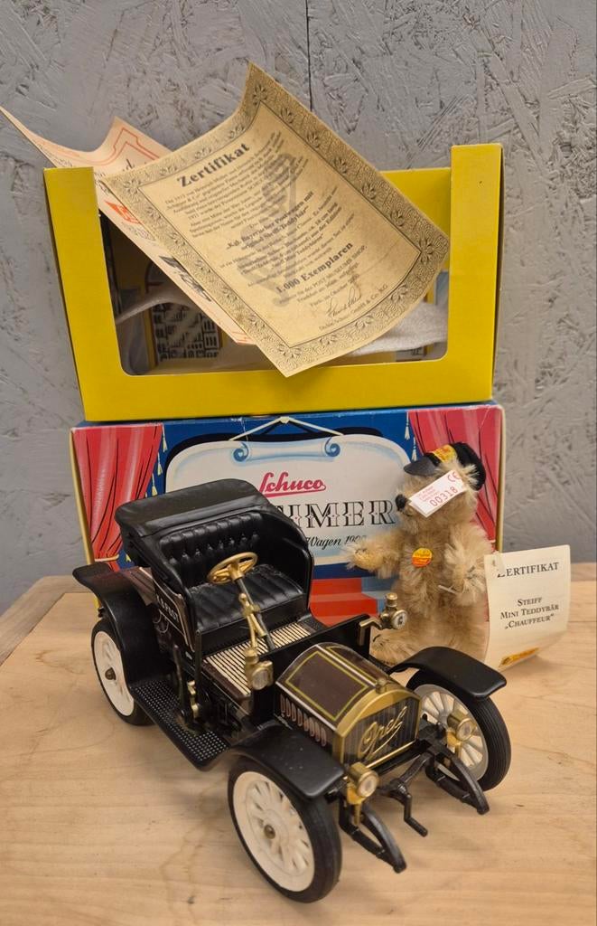 Schuco Oldtimer Opel Dr. Wagen 1909 + Steiff Teddy, Hobby en Vrije tijd, Modelauto's | 1:18, Overige merken, Schuco, Auto, Ophalen of Verzenden
