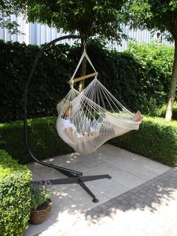 hangstoel nieuw in doos  beschikbaar voor biedingen