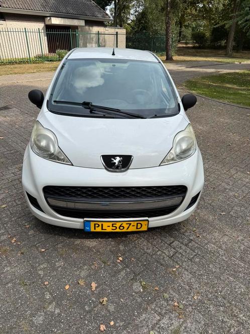 Peugeot 107 1.0 12V 5DR 2010 Wit, Auto's, Peugeot, Particulier, Benzine, Euro 5, A, Hatchback, Handgeschakeld, Geïmporteerd, Wit