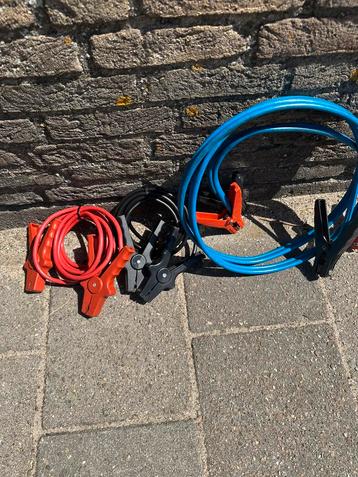 Twee set zware startkabels 9 mm dik beschikbaar voor biedingen