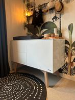 Commode Kidsmill - Sixties hoogglans wit + eiken, Kinderen en Baby's, Kinderkamer | Commodes en Kasten, Ophalen, 50 tot 70 cm