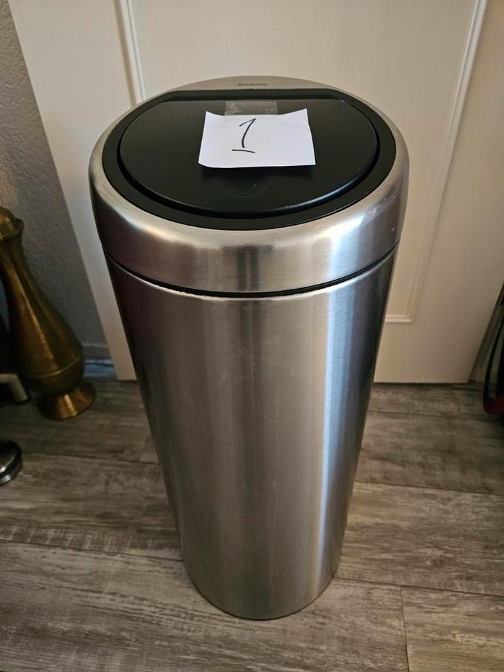 Brabantia touch bin 30 liter afvalemmer - prullenbak - Kliko, Huis en Inrichting, Woonaccessoires | Prullenbakken, Gebruikt, Rvs