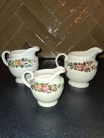 Wedgwood Conway melkkannetjes, Antiek en Kunst, Ophalen
