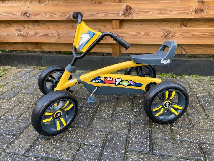 Berg Buzzy Skelter - heel netjes!, Kinderen en Baby's, Speelgoed | Buiten | Voertuigen en Loopfietsen, Gebruikt, Trapvoertuig