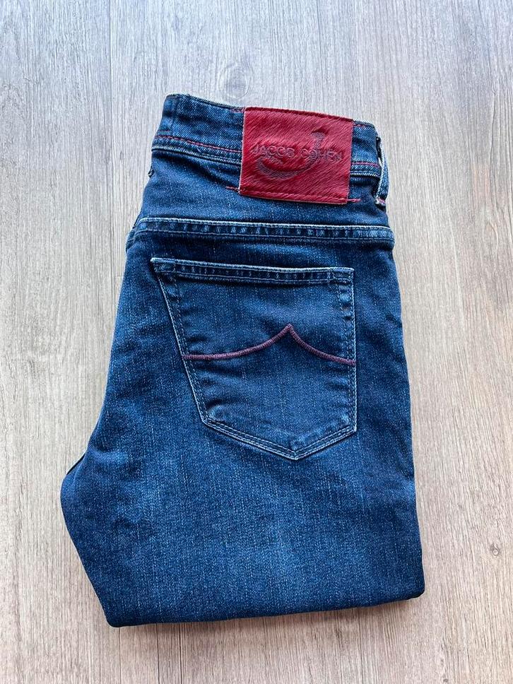 Jacob Cohen jeans size 30 type J613 comfort, Kleding | Heren, Spijkerbroeken en Jeans, Zo goed als nieuw, W32 (confectie 46) of kleiner