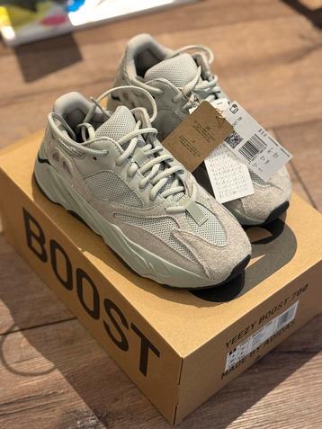 Adidas Yeezy 700 Salt/Tephra - Maat 38 2/3 - Nieuw beschikbaar voor biedingen