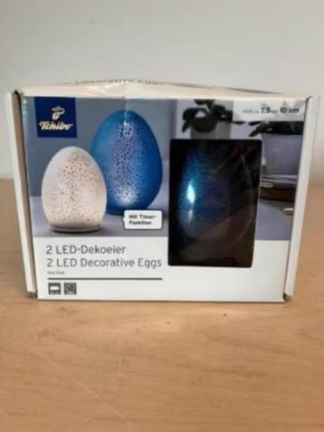 NIEUW! Tchibo 2 led deco eieren blauw/wit glas €4,99 beschikbaar voor biedingen