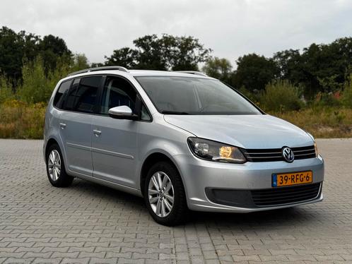 Volkswagen Touran 1.6 TDI 77KW DSG 2011 Grijs 143PK!, Auto's, Volkswagen, Particulier, Touran, Airbags, Airconditioning, Boordcomputer