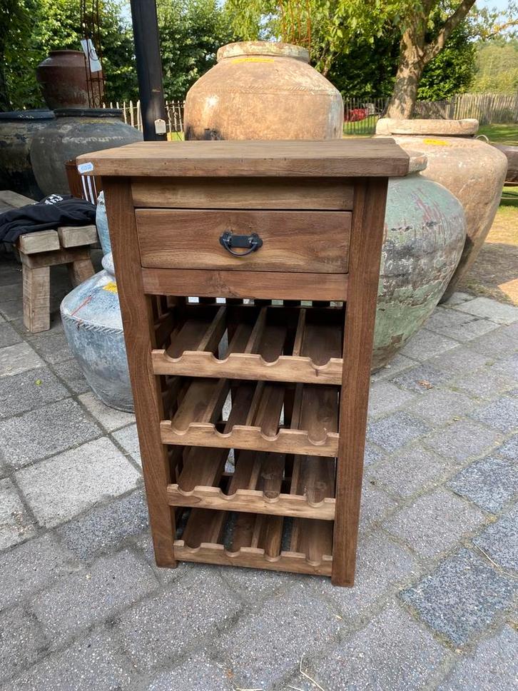 Stoer wijnkastje - wijntafel. Nieuw!!, Huis en Inrichting, Tafels | Bijzettafels, Nieuw, Rechthoekig, 60 cm of meer, 75 cm of meer