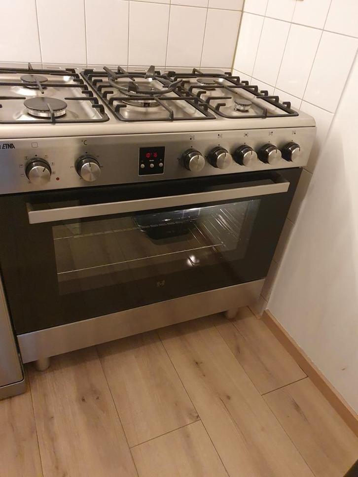 Etna Gasfornuis met Oven - 5 pits, Witgoed en Apparatuur, Fornuizen, Gebruikt, Vrijstaand, Gas, 5 kookzones of meer, 85 tot 90 cm