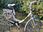 Giant damesfiets met lage instap - groot frame, Fietsen en Brommers, Fietsen | Dames | Damesfietsen, Ophalen