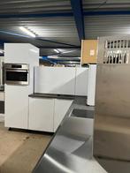 Complete keuken Compleet met APP 120Keukens op voorraad 2878, Ophalen of Verzenden, Zo goed als nieuw, Hoekkeuken, Met kookeiland